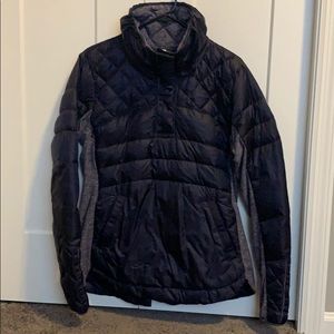 Lululemon down for a run pullover jacket